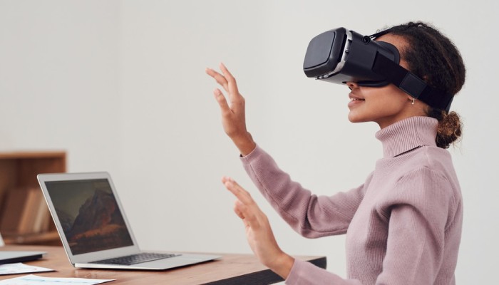 Is Virtual Reality Tech Bad for Your Eyes?